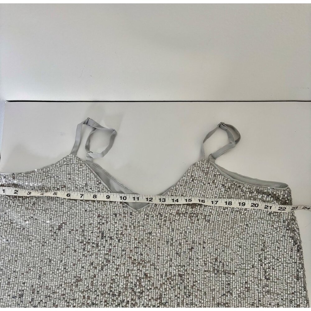 Torrid Tank Top SZ 0 Silver Sequin V-Neck Sparkly Going Out Festival Disco-core - Picture 5 of 10